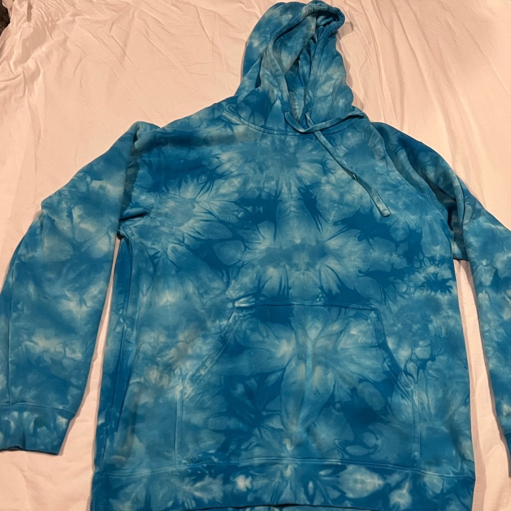 Blue tiedye hoodie, never worn, size large